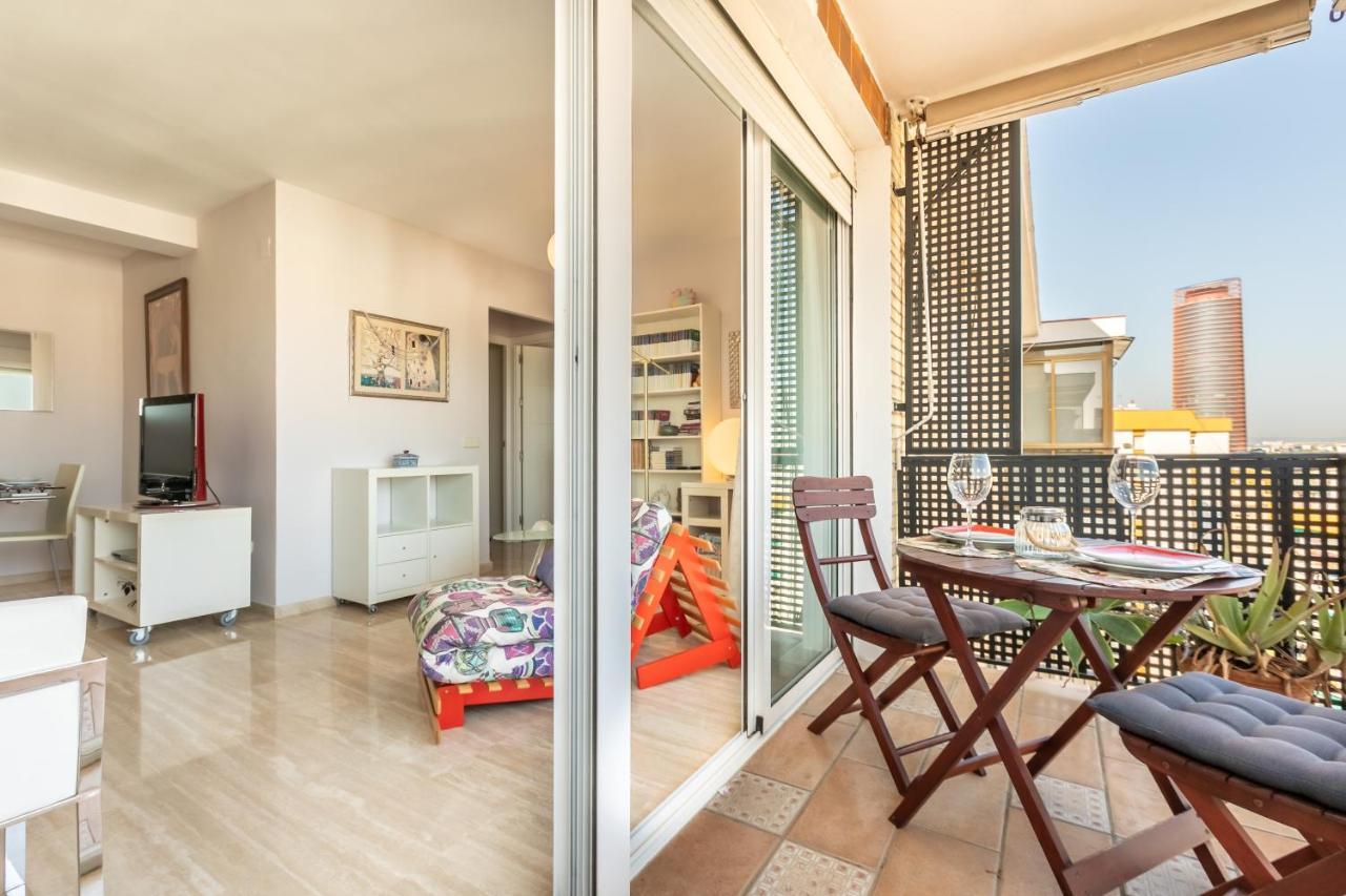 Appartement Apartamento Desde El Cielo De Triana à Séville Extérieur photo